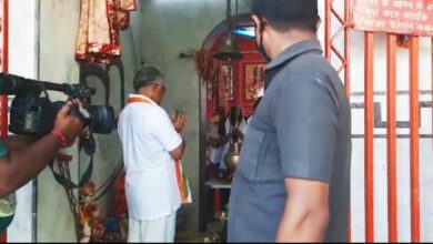 Photo of भाजपा अध्यक्ष ने भूतनाथ मंदिर में जाकर जन्मदिन पर किया दर्शन