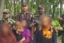 Photo of तीन महिला सहित 06 बांग्लादेशी सीमा पर गिरफ्तार, बॉर्डर गार्ड बांग्लादेश को सौंपा